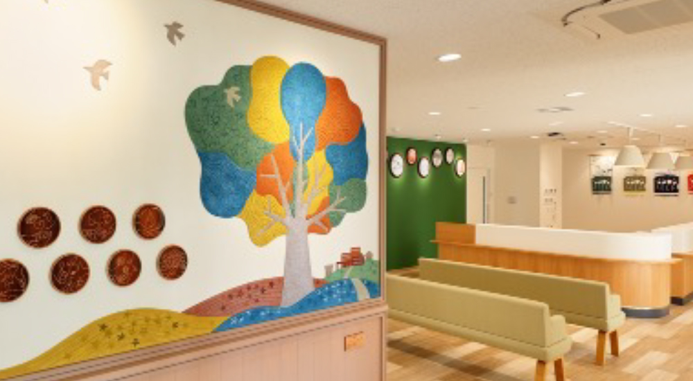 堺市・鳳の整形外科｜西川正治医師が診療｜耳原鳳クリニックの待合室風景